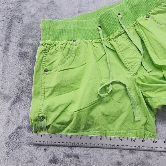 Roz&Ali Shorts Womens 12 Green Casual Shorts Drawstring Roll Tab Hem Pockets - Picture 9 of 10